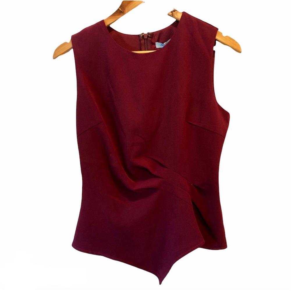 She + sky - burgundy sleeveless ruched top - Picture 2 of 7